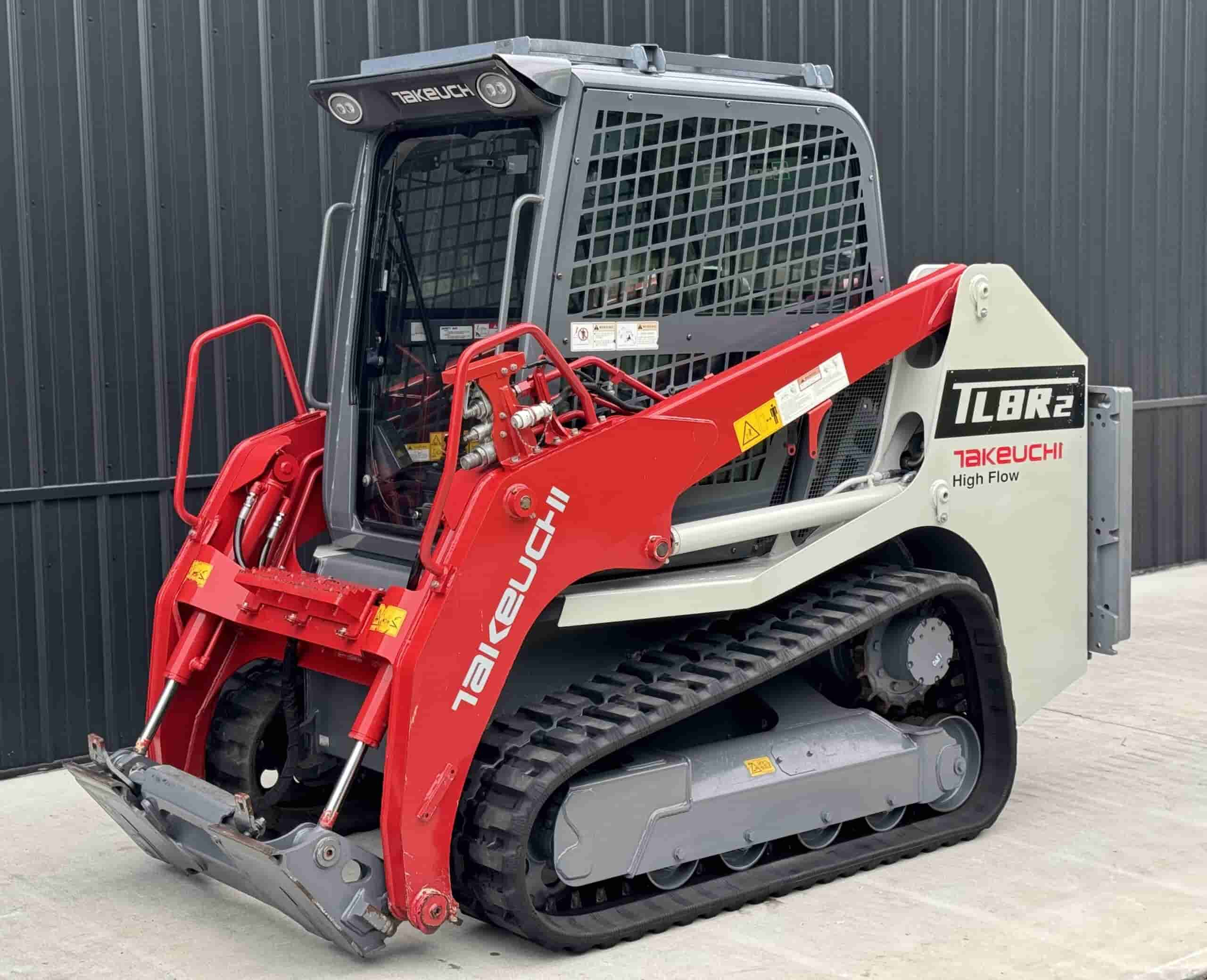 2021 TAKEUCHI TL8R2 HIGH FLOW
